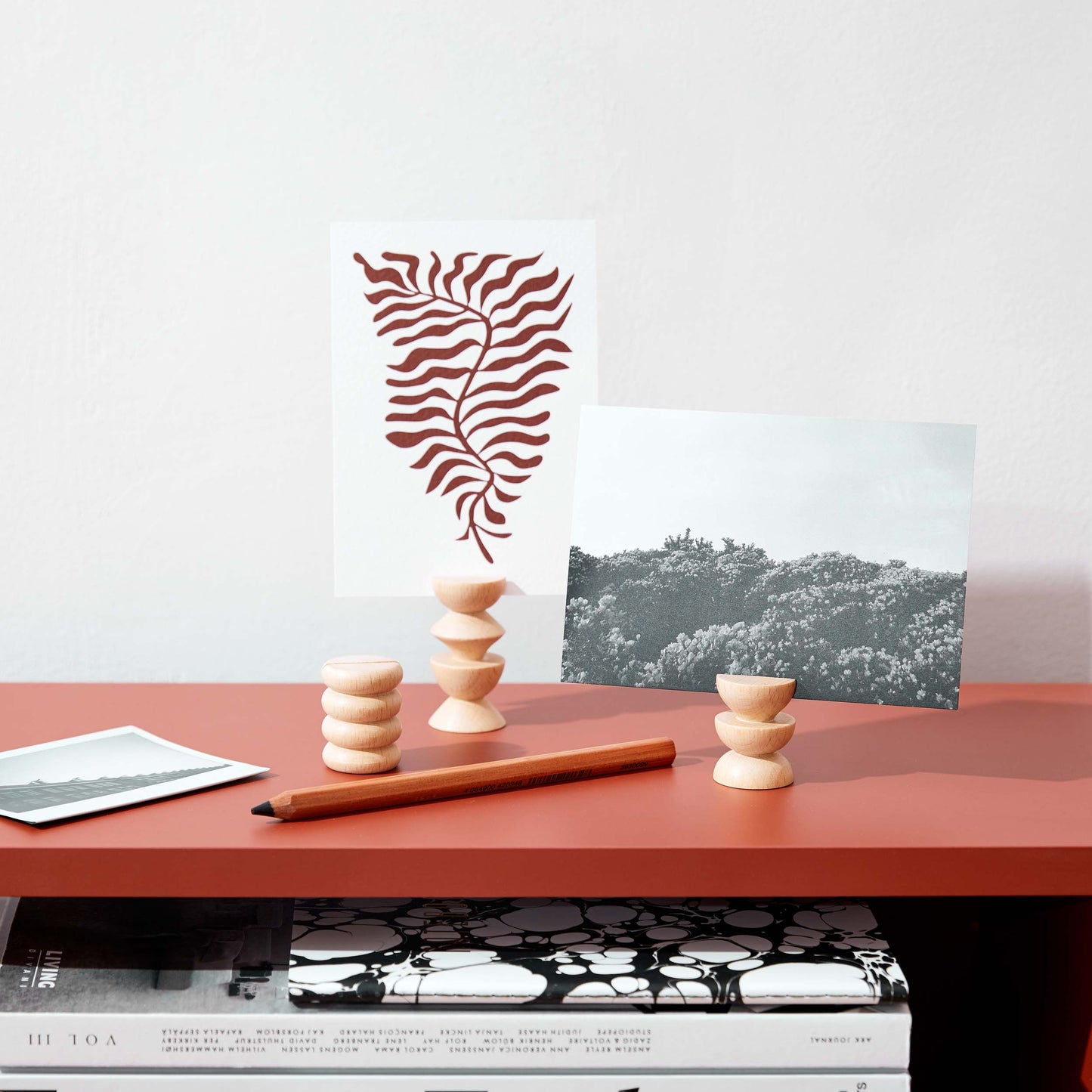 Totem Picture / Postcard Stands - Set of 5 Short